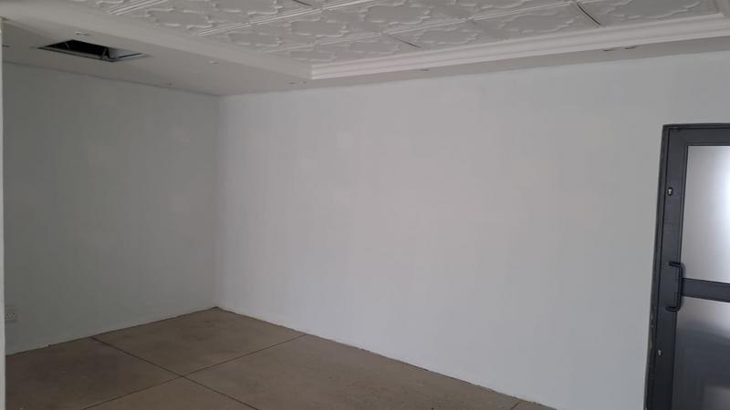 To Let commercial Property for Rent in Walmer Eastern Cape